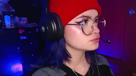 Raventh_ webcam model stream image