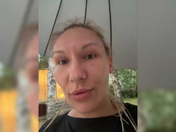 klava11 webcam model stream image