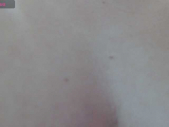 carolineF1 webcam model stream image