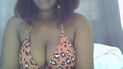 Sweetass002 webcam model stream image
