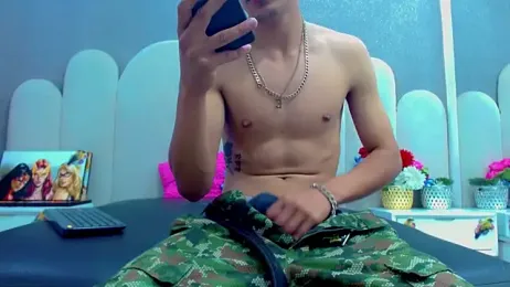 max_cum30 webcam model stream image