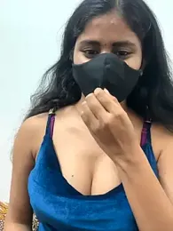 sexy-riya43 webcam stripchat model stream image