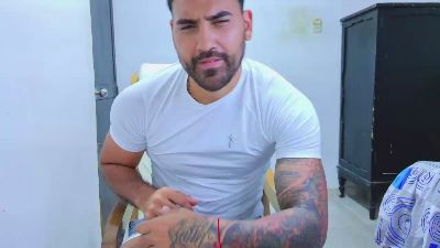 tommy_johnson2 webcam cam4 model stream image