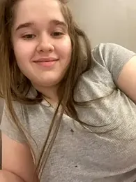 HornyGirlH webcam model stream image