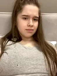 HornyGirlH webcam model stream image