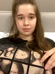 HornyGirlH webcam stripchat model stream image