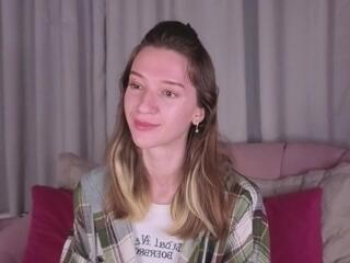 Lily Hartwell webcam model stream image