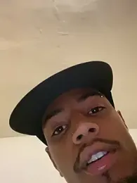 Guzdick webcam model stream image