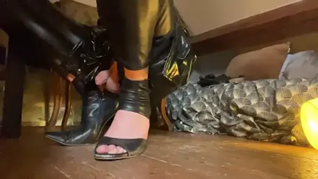 alexheels_boots webcam model stream image