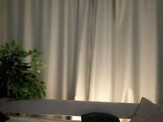 lailatomshack webcam model stream image