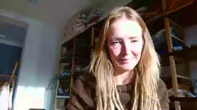 MiaBlome webcam model stream image