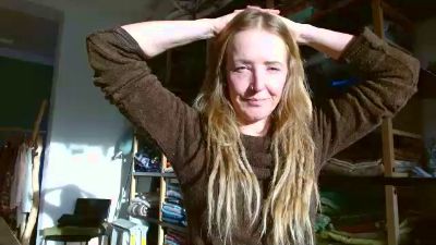 MiaBlome webcam model stream image