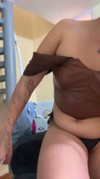 Cata_ webcam model stream image