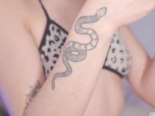 kaoritwinis webcam model stream image