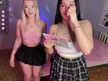 _pretty_ladies_ webcam model stream image