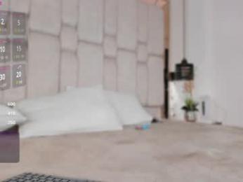 gio_gray webcam model stream image