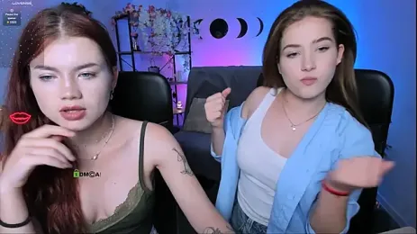 isabel_wave webcam model stream image