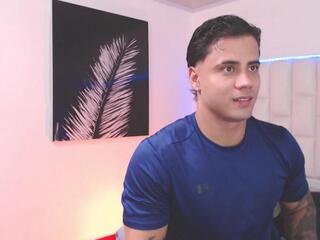 Aiden Owens webcam model stream image