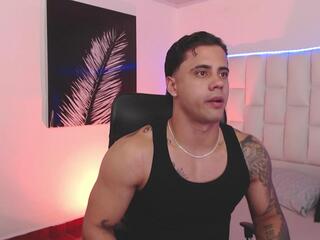 Aiden Owens webcam model stream image