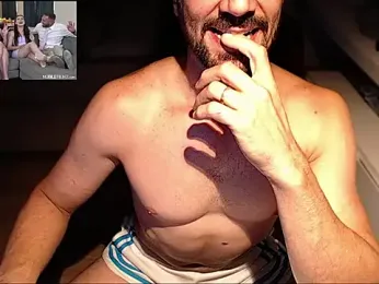 Professor__Discreto webcam model stream image