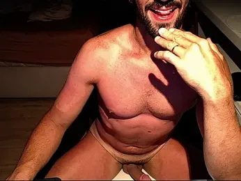 Professor__Discreto webcam model stream image