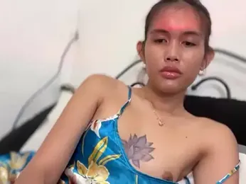 YougotLara webcam model stream image