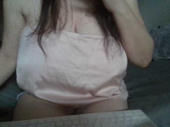 RinaSunnyy webcam model stream image
