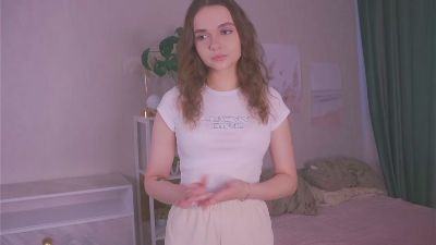 LatashaNewball webcam cam4 model stream image