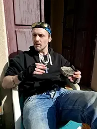 SwatRocShy webcam model stream image