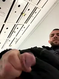 sexyman1936 webcam model stream image