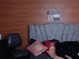 violetta-hot webcam model stream image