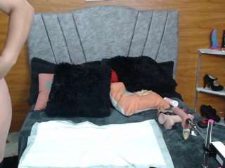 violetta-hot webcam model stream image