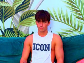 Pierce Bailey webcam model stream image