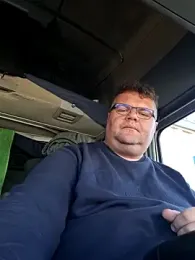 Tataurs webcam model stream image