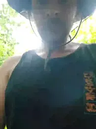 QcMisterv13 webcam model stream image