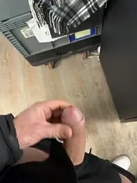 AlexGogo23 webcam model stream image