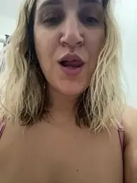 Bia_sexynovaes webcam model stream image