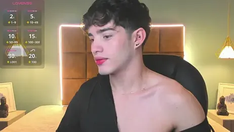 AlejooTwink webcam stripchat model stream image