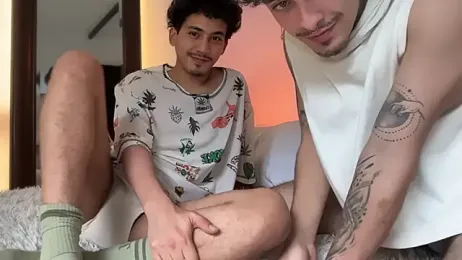 Noah_and_Steven webcam model stream image