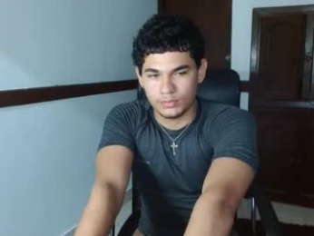 zyrosxk webcam model stream image