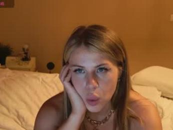 honey_buunny webcam model stream image