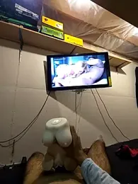 Axeltu77 webcam model stream image