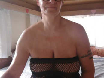 illymaus webcam model stream image