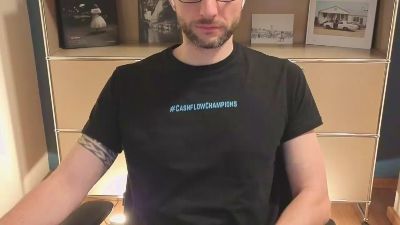 LaryFlint webcam model stream image