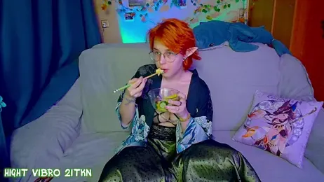 TrickyKitsune webcam model stream image