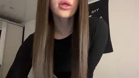 ur_molly webcam model stream image