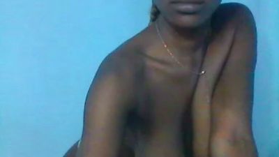 Saluna webcam model stream image