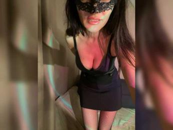 Two_milfs webcam model stream image