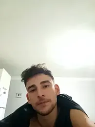 Yasinyasin7 webcam model stream image