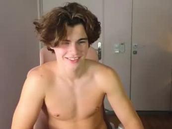 whiteskyy_ webcam model stream image